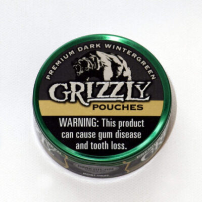 Grizzly Dark Wintergreen Pouch